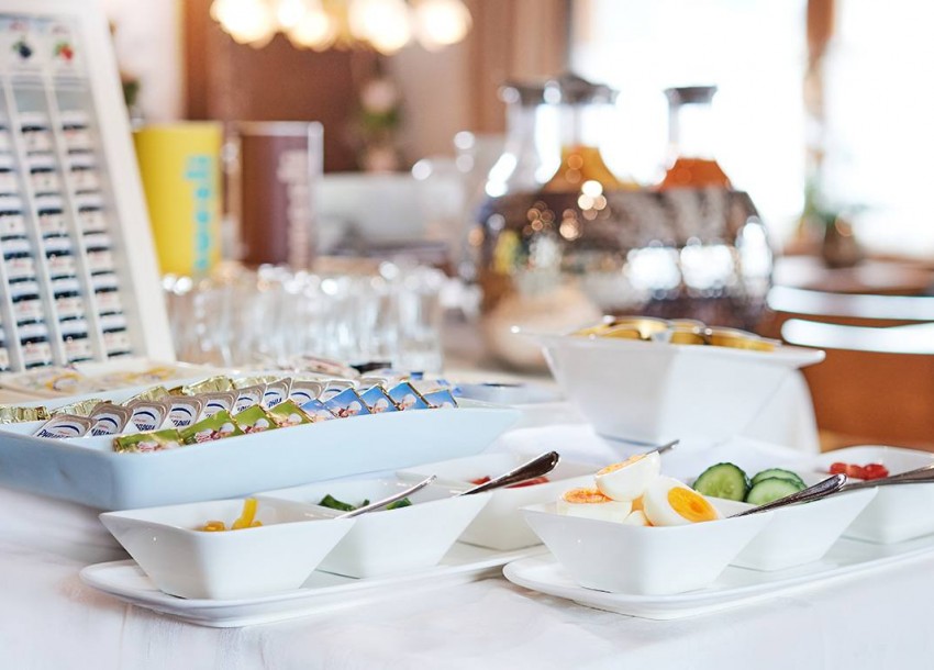 Auswahl an Aufstrichen und Marmeladen