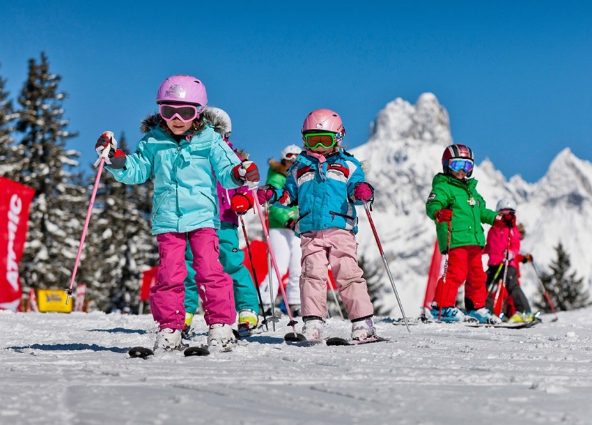 Kinderskifahren (c) TVB Filzmoos