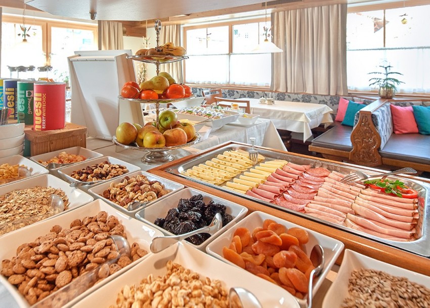 Wurst- und Käsesortiment