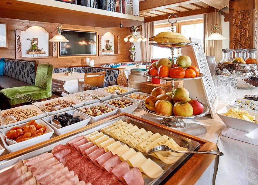 Umfangreiches Frühstücksbuffet